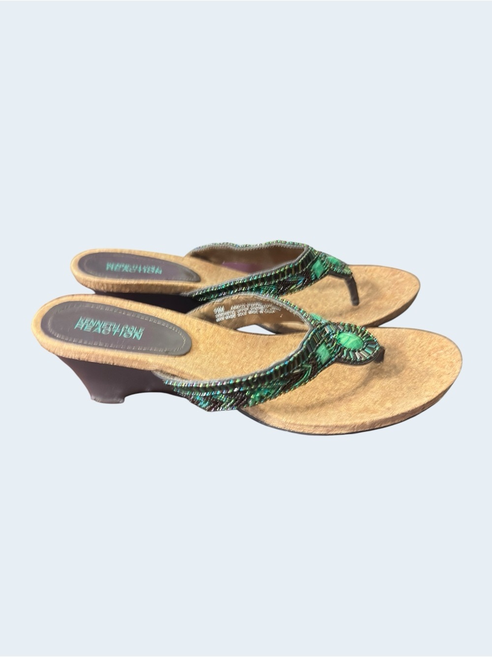 Kenneth Cole Reaction Women's Faux Turquoise & Beaded Thong Sandal Sz 9.5M - Picture 3 of 11
